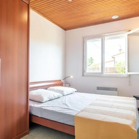 Les Violettes By Interhome Canet-en-Roussillon